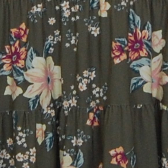 NO BO Juniors Size L (11-13), 35" Bust, Midi Floral Green Dress - Picture 5 of 7